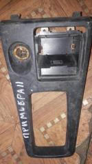Консоль КПП Nissan Primera 2000