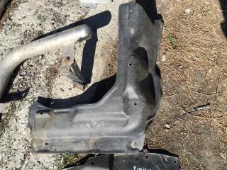 Запчасть защита двигателя двс Toyota Corolla