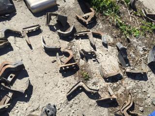 Кронштейн подножки Lexus LX470 2006