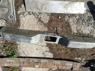 Бампер задний Mitsubishi Pajero 1995