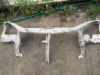 Рамка радиатора Toyota RAUM