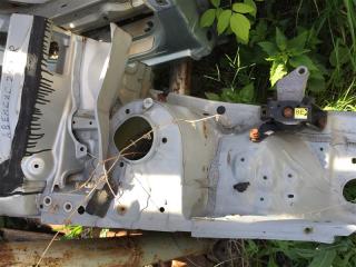 Лонжерон правый Toyota Avensis