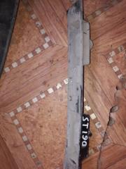 Рамка подсветки крепления номера накладка крышки багажника Toyota Corona 1992