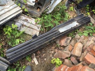 Порог кузовной Infiniti QX56