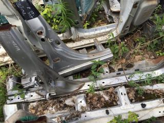 Порог кузовной правый Nissan Primera