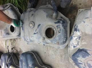 Топливный бак Toyota Duet