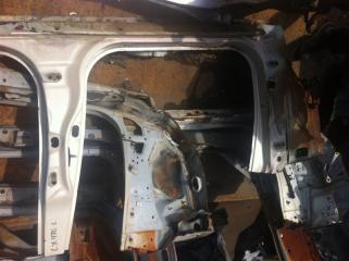 СТОЙКА КУЗОВА левая Lexus LX470