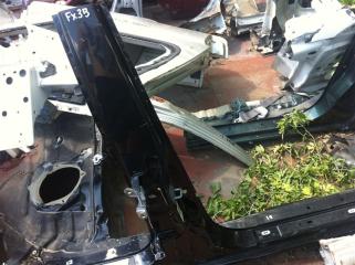 СТОЙКА КУЗОВА правая Infiniti FX35