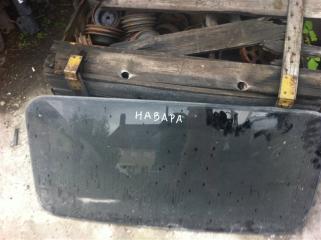 Стекло заднее Nissan Navara