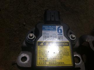 Датчик ускорения Toyota Land Cruiser Prado 2015 Б/У Датчик ускорения Toyota Land Cruiser Prado 2015