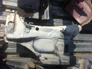 СТОЙКА КУЗОВА правая Toyota Land Cruiser