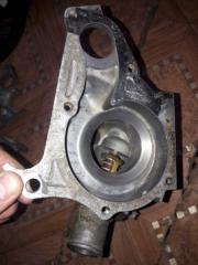 Корпус термостата Toyota Vista 1988