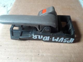 Ручка двери внутренняя Toyota Ipsum 1998