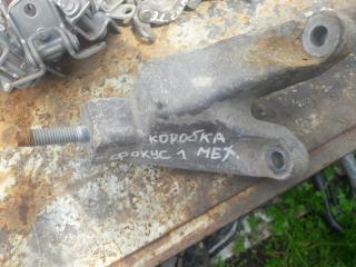 Кронштейн КПП Ford Focus 2004