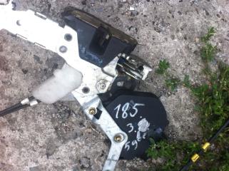 Замок двери задний правый Toyota Hilux Surf