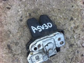 Замок крышки багажника Toyota Camry