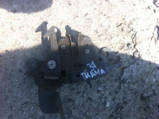 Запчасть замок капота Nissan Teana