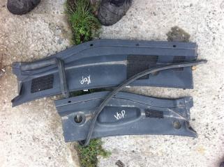 Жабо решетка под дворники Toyota Harrier