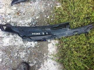 Жабо решетка под дворники Mazda 3