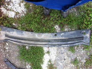 Жабо решетка под дворники FORD Focus