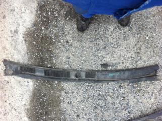 Жабо решетка под дворники Mitsubishi Pajero 2005