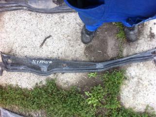 Жабо решетка под дворники Toyota Aristo