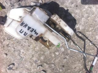 Замок двери передний правый Mitsubishi Lancer Cedia