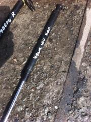 Амортизатор капота Toyota Chaser Б/У Амортизатор капота Toyota Chaser