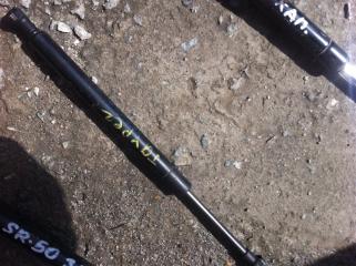 Амортизатор капота Volkswagen Touareg Б/У Амортизатор капота Volkswagen Touareg