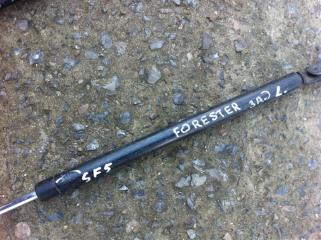 Запчасть амортизатор багажника Subaru Forester