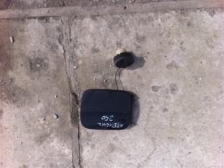 Лючок топливного бака бензобака Toyota Avensis