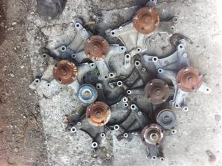 КРОНШТЕЙН ВИСКОМУФТЫ (КРАБ) Toyota Land Cruiser