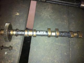 Распредвал Toyota Б/У Распредвал Toyota