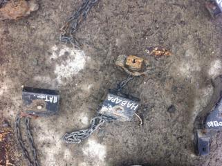 Лифт запаски Nissan Navara