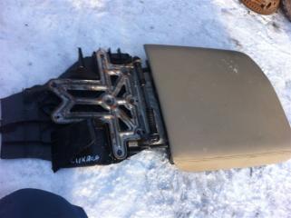 Крышка Toyota Sequoia 2009