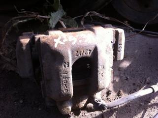 Запчасть суппорт задний левый BMW X5