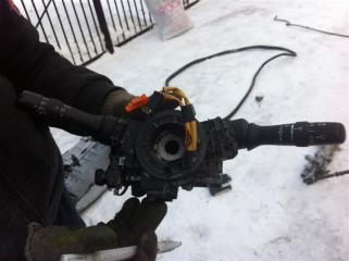 Подрулевой переключатель Toyota Sequoia 2010 Б/У Подрулевой переключатель Toyota Sequoia 2010