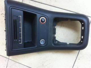 Запчасть обшивка салона Volkswagen Tiguan 2014