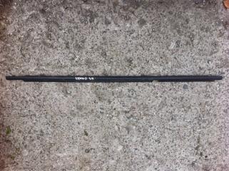 Запчасть молдинг стекла Lexus LX470