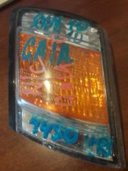 Габарит поворотник правый Toyota Gaia 2000