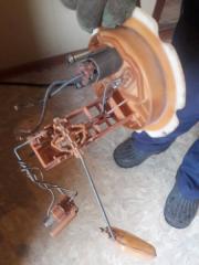 Датчик уровня топлива Nissan Pulsar 1994 контрактная Датчик уровня топлива Nissan Pulsar 1994