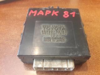 Блок управления дверьми Toyota Mark II