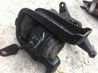 Подушка двигателя Toyota