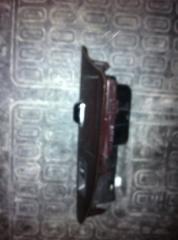 Запчасть кнопка стеклоподъемника задняя Lexus LX570