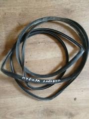 Запчасть молдинг лобового стекла Daewoo Nubira 1999