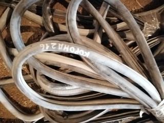 Уплотнитель двери Toyota Corona Premio 2000