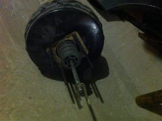 Вакуумный усилитель тормозов Nissan Pathfinder