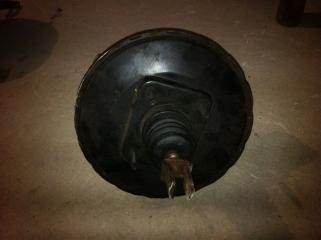 Вакуумный усилитель тормозов Toyota Platz