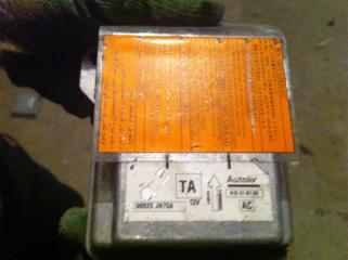 Блок управления airbag Nissan Teana Б/У Блок управления airbag Nissan Teana