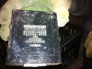 Блок управления полным приводом Toyota Land Cruiser